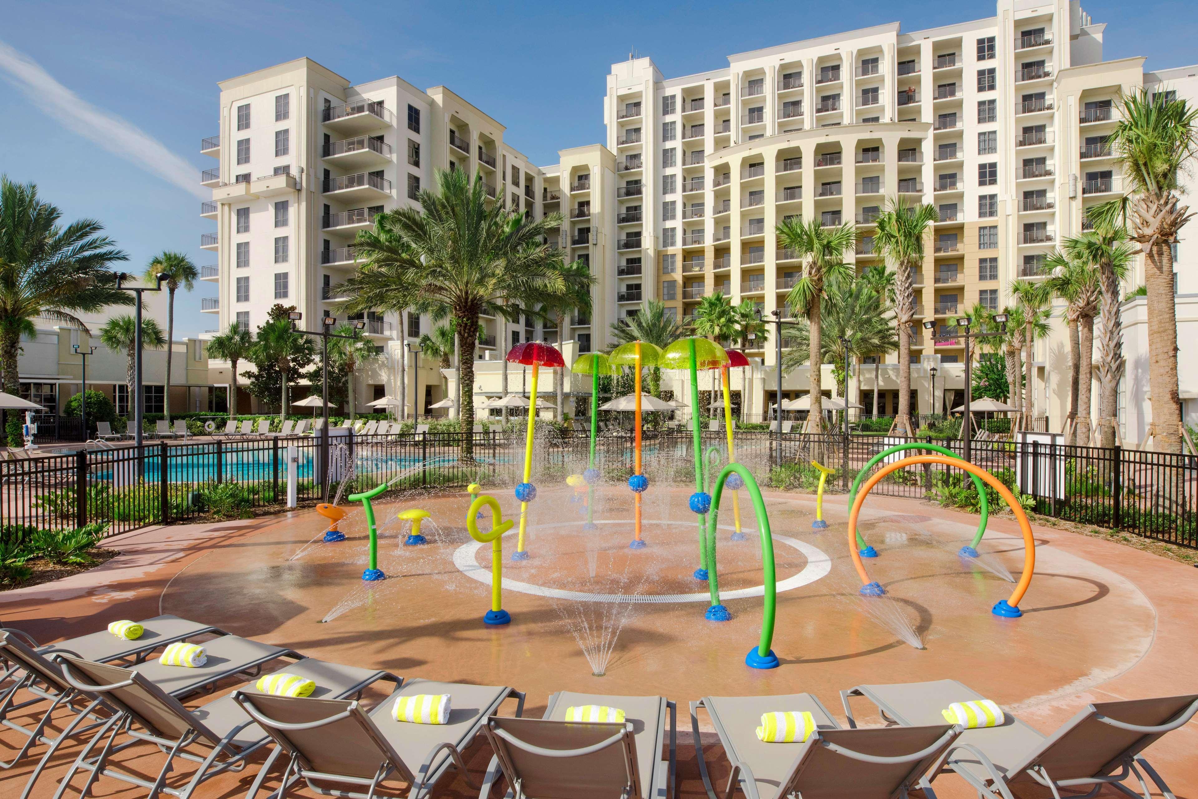 Hilton Grand Vacations Club Las Palmeras Orlando Williamsburg Exterior photo