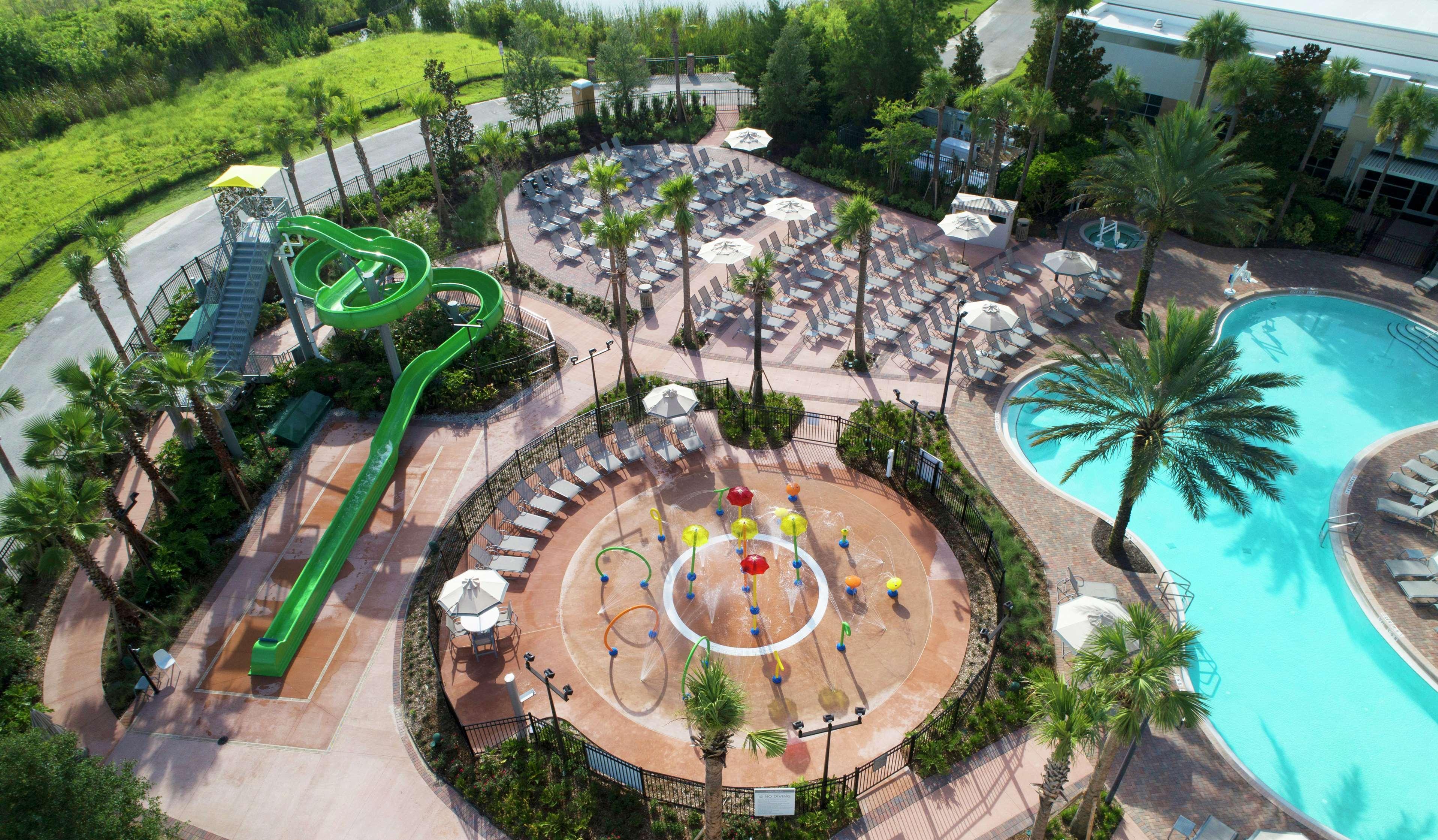 Hilton Grand Vacations Club Las Palmeras Orlando Williamsburg Exterior photo