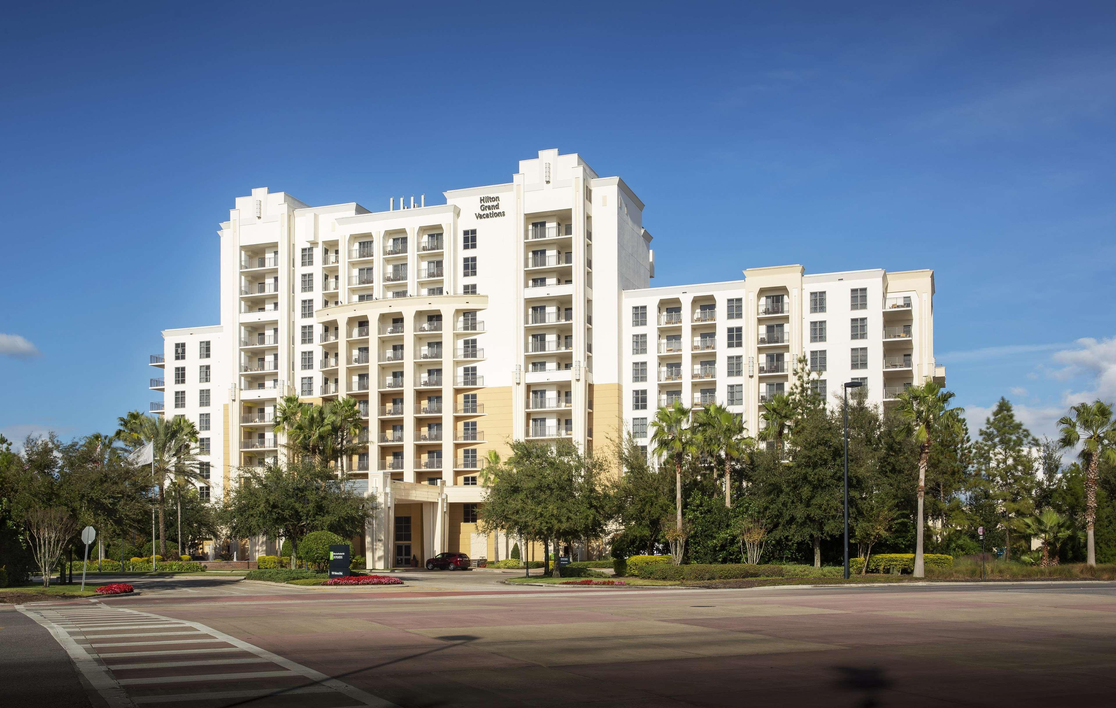 Hilton Grand Vacations Club Las Palmeras Orlando Williamsburg Exterior photo
