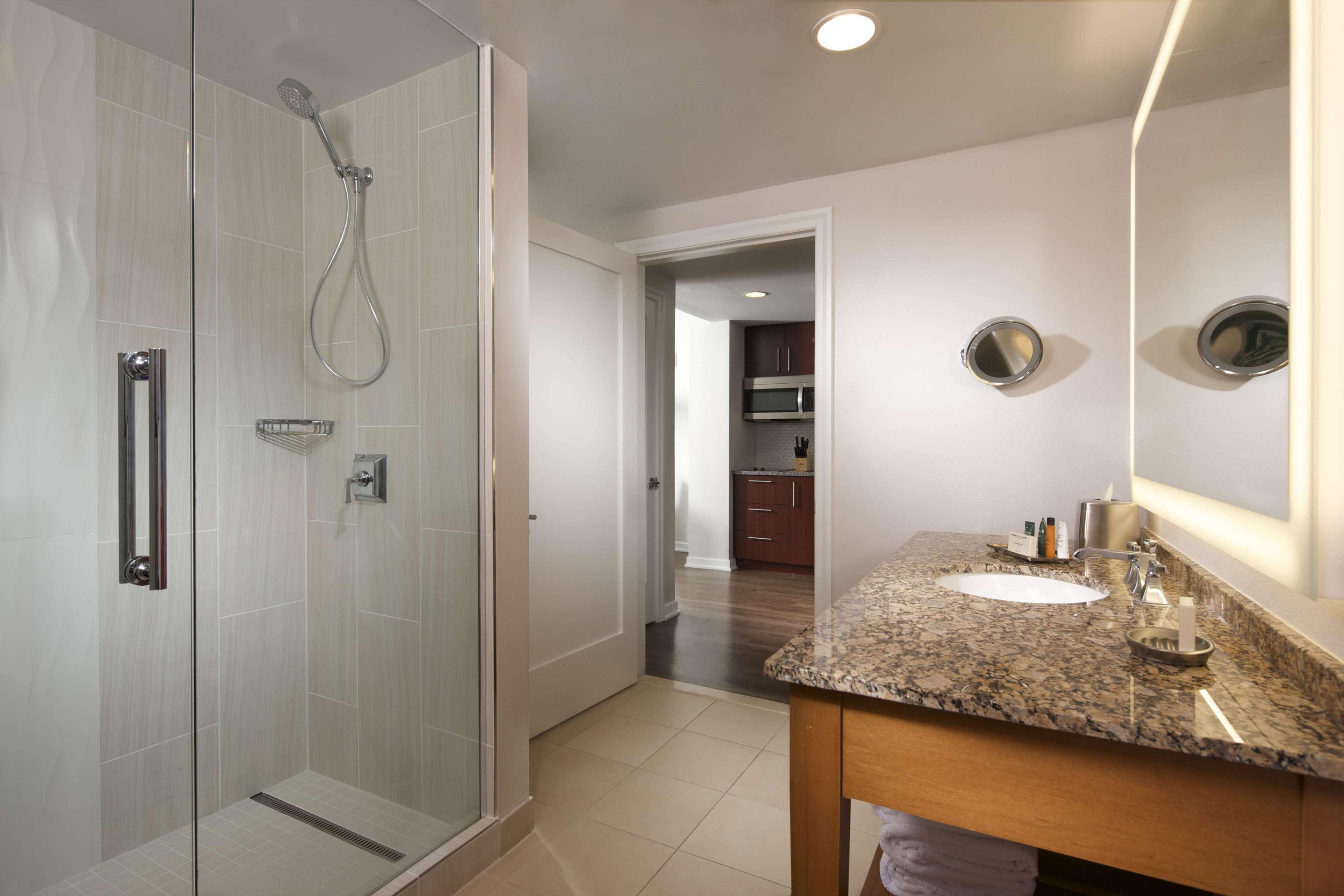 Hilton Grand Vacations Club Las Palmeras Orlando Williamsburg Exterior photo