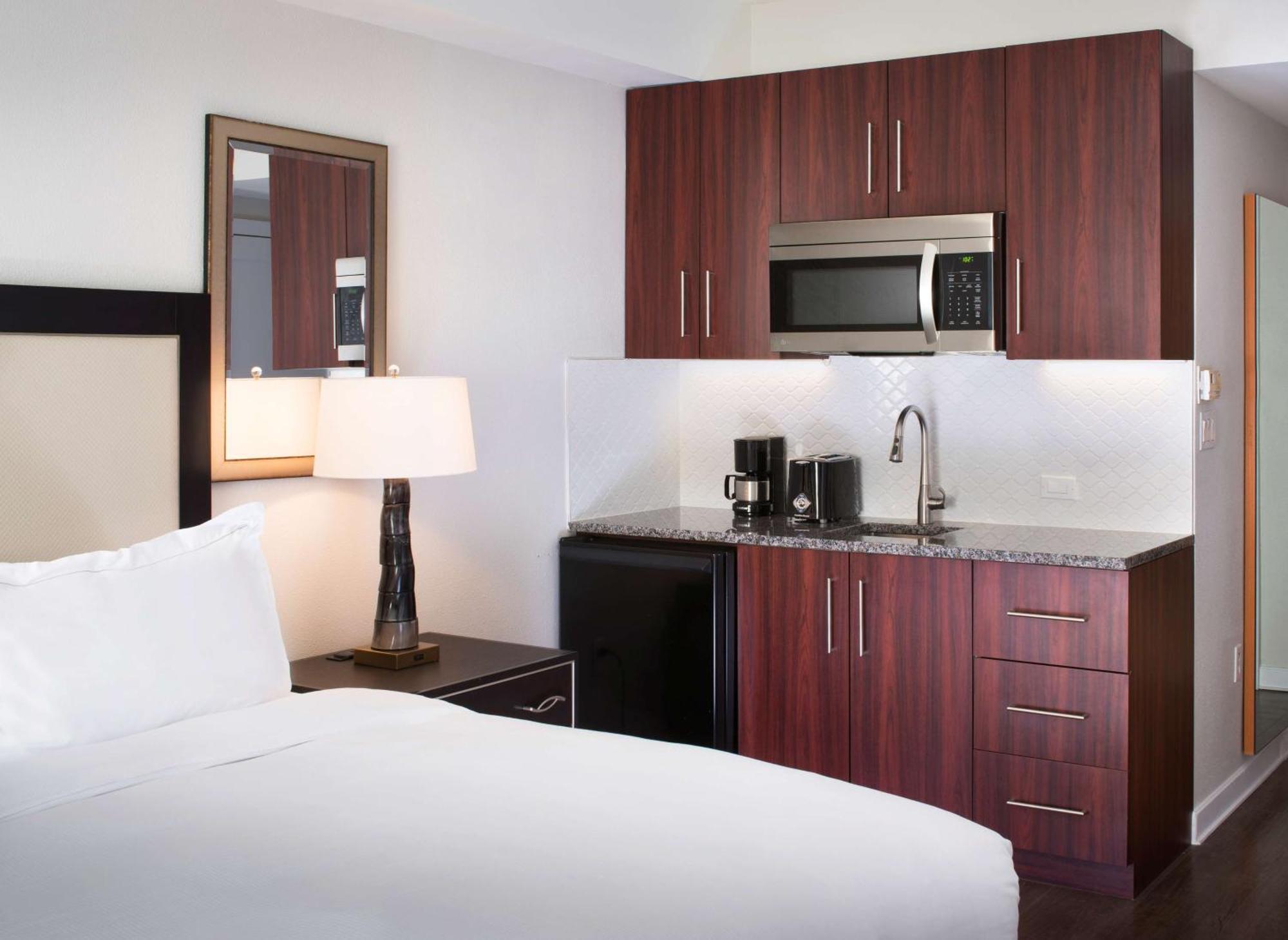 Hilton Grand Vacations Club Las Palmeras Orlando Williamsburg Exterior photo