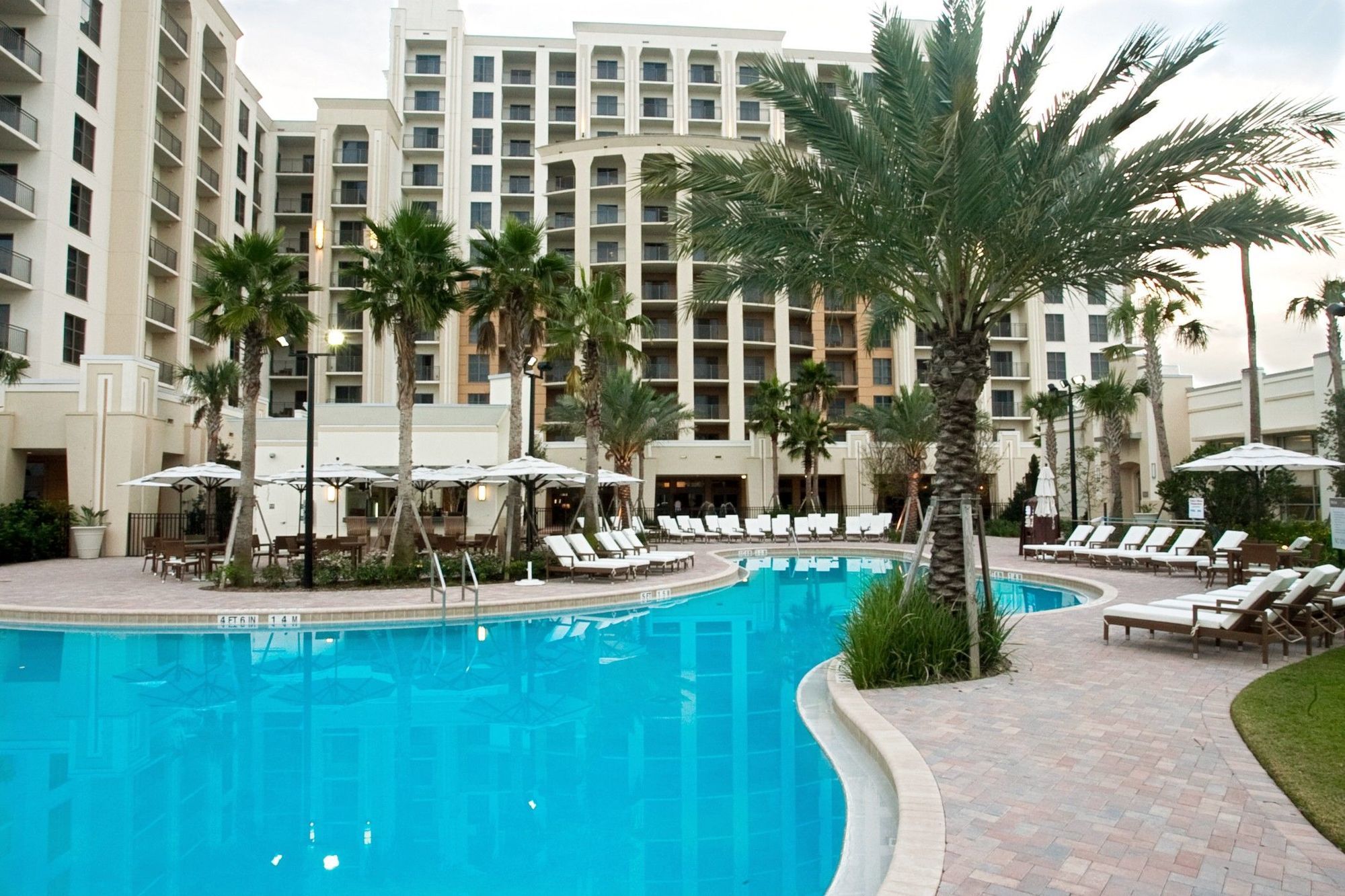 Hilton Grand Vacations Club Las Palmeras Orlando Williamsburg Exterior photo